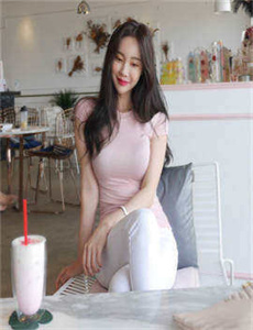 《唐伯虎点秋香》