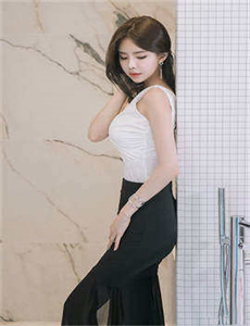 《梁能美个人资料豹四》