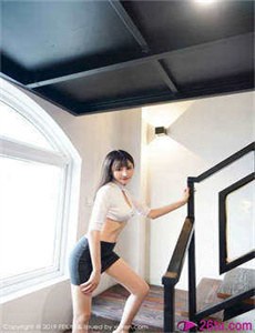 《亚洲熟女乱色综合一区》