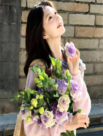 表演艺术解析：《海豚湾》的的哲学思考与人生智慧 理解角色塑造的艺术